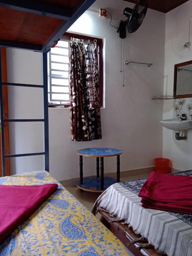 Gundappa Cafe Gokarna Kudle Beach Exteriér fotografie