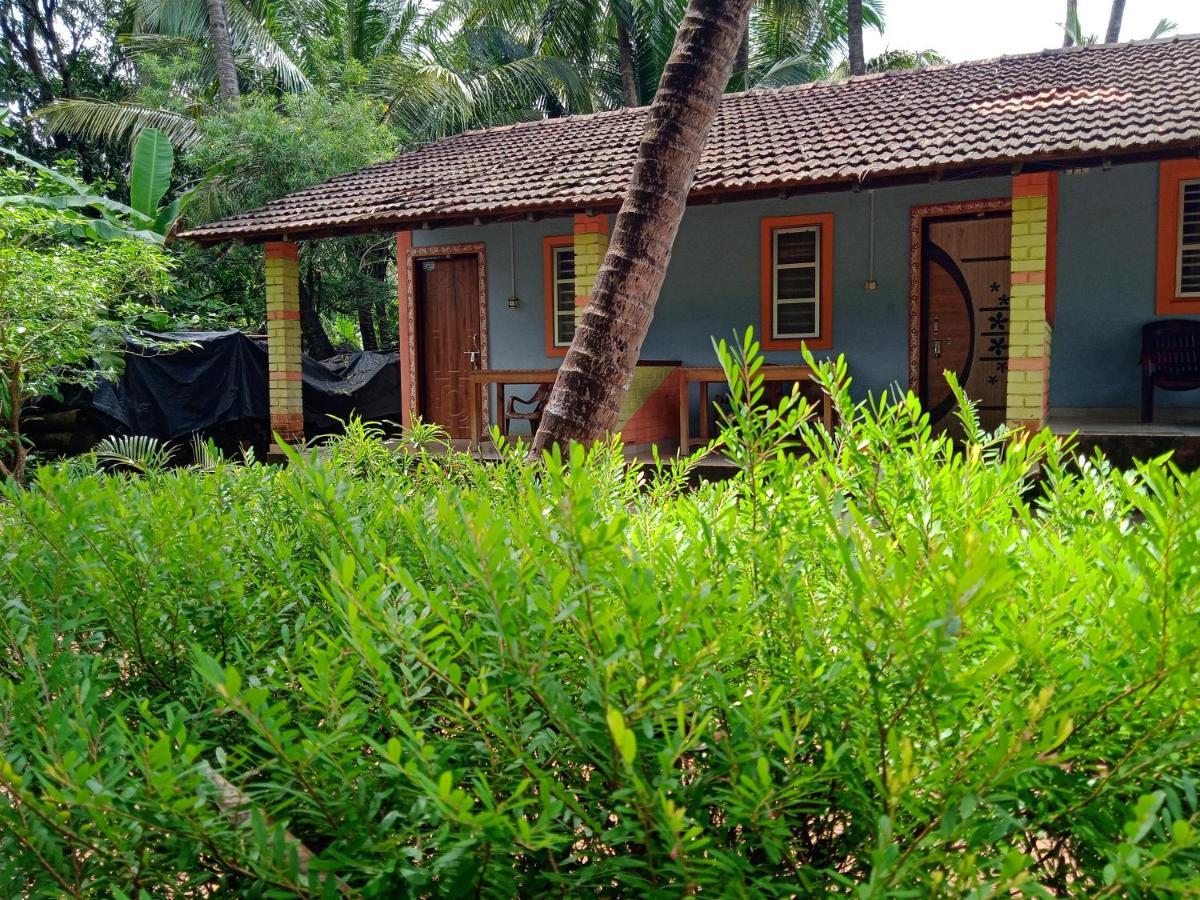Gundappa Cafe Gokarna Kudle Beach Exteriér fotografie