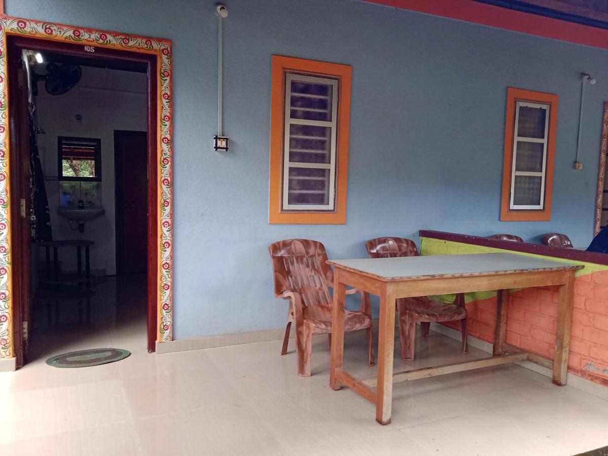 Gundappa Cafe Gokarna Kudle Beach Exteriér fotografie